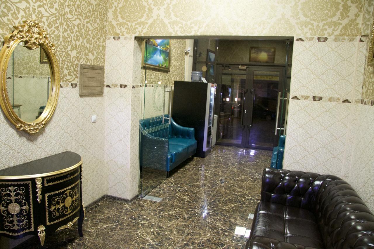 Deluxe Plaza Hotel Almaty Eksteriør billede